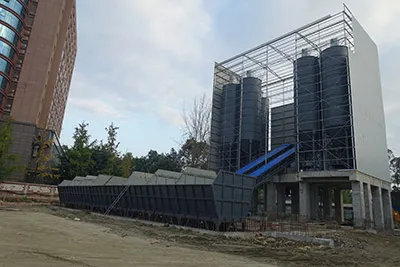 Два бетонных завода HZS240 в процессе монтажа, Чэнду, Китай