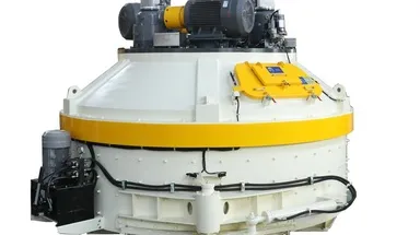 Бетоносмеситель с подъемником